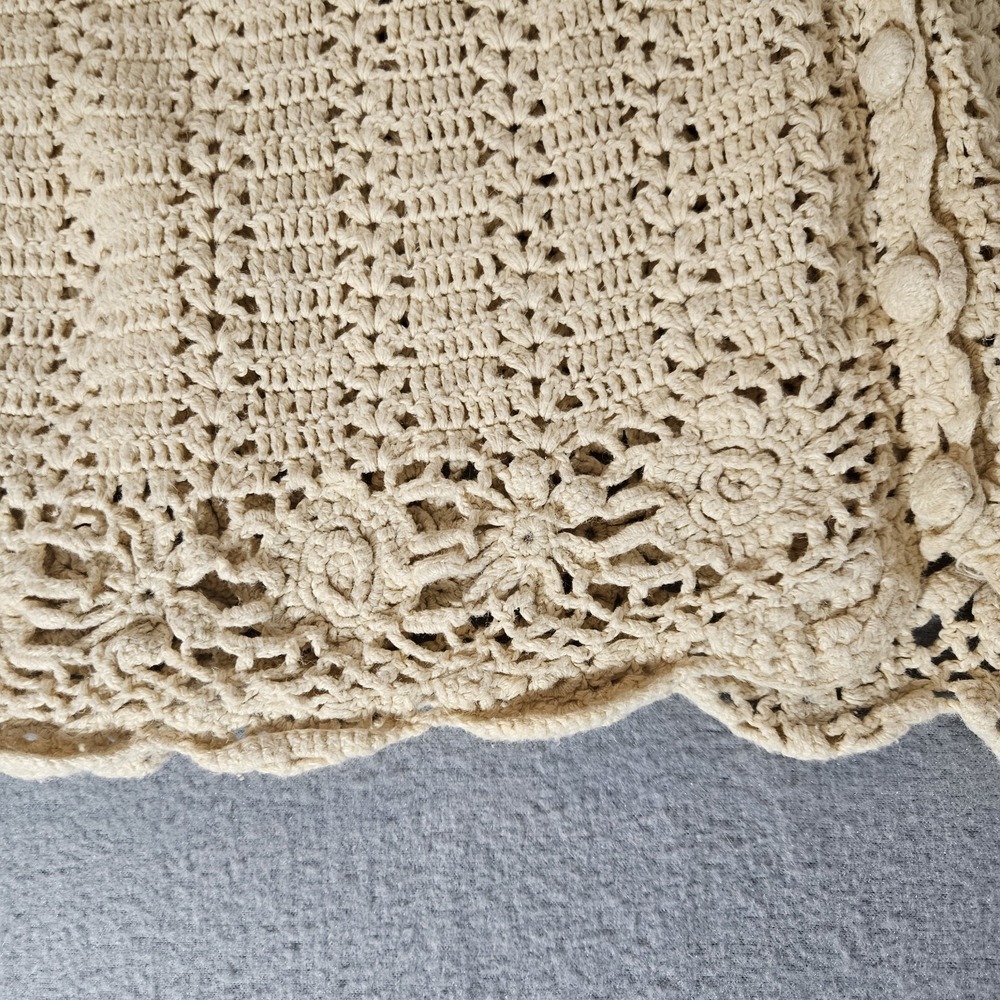 VTG Cream Crochet Cardigan Scalloped Open Knit Grannycore Coquette Cottagecore S - Picture 6 of 7